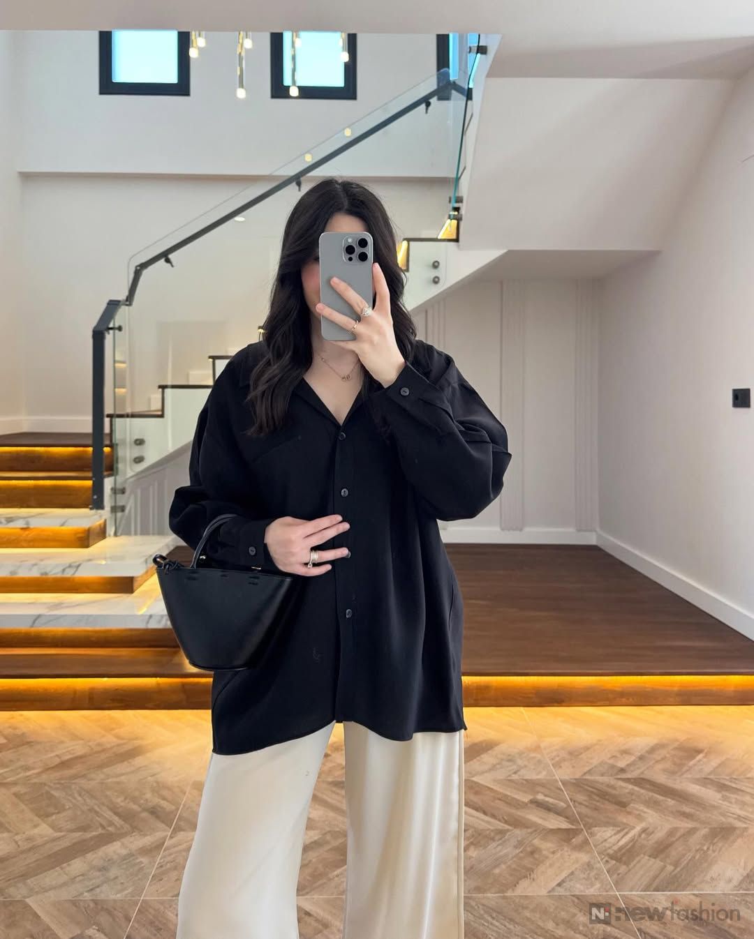 أنسومبل يحمر الوجه: ستايل اللي يحرك العقول! 🤯